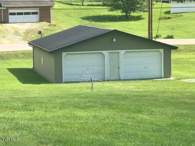 4000 Sage Road Coeburn, VA 24230 - Photo 2 of 7 garage