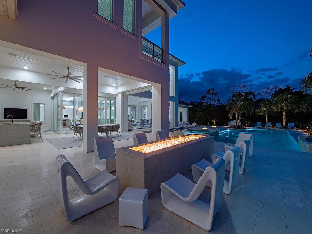 188 West Street Naples, FL 34108 - Photo 3 of 38