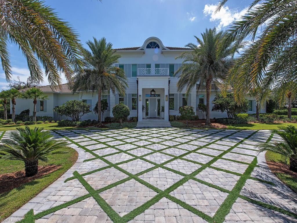 188 West Street Naples, FL 34108 - Photo 5 of 38
