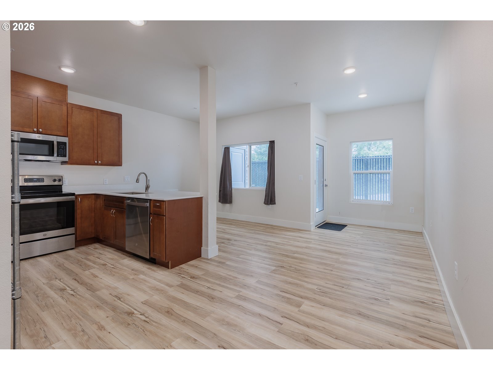 2950 Southwest Coho Street, Unit 2 Newport, OR 97366 - Photo 7 of 25