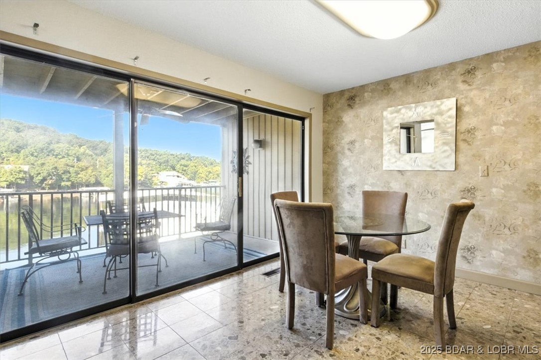 524 Indian Pointe, Unit 524 Osage Beach, MO 65065 - Photo 3 of 39