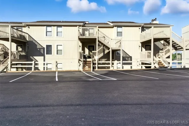 $390,000 | 524 Indian Pointe, Unit 524, Osage Beach, MO 65065