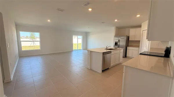 $2,200 | 299 Artemis St Lake, Lake Wales, FL 33853