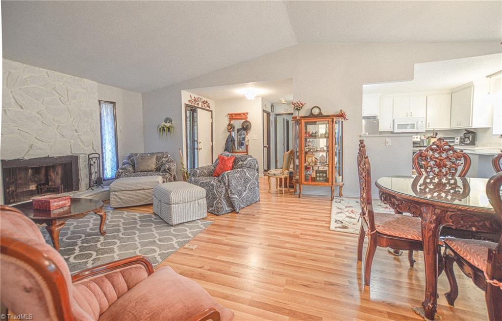 5628 Sweetbriar Road Pfafftown, NC 27040 - Photo 12 of 45 Gallery Image 12