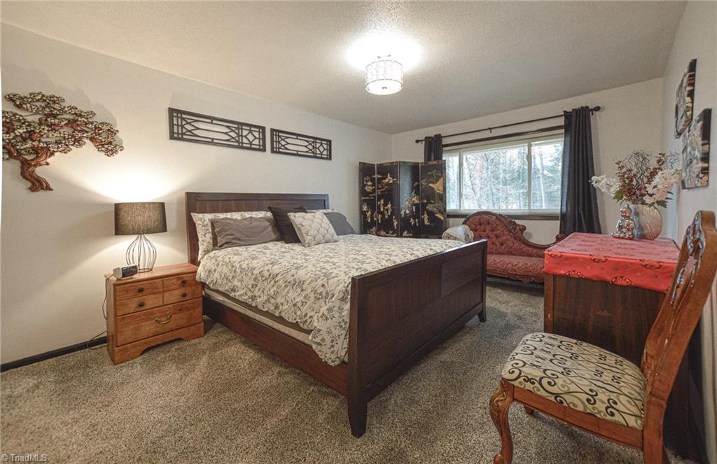 5628 Sweetbriar Road Pfafftown, NC 27040 - Photo 15 of 45 Gallery Image 15