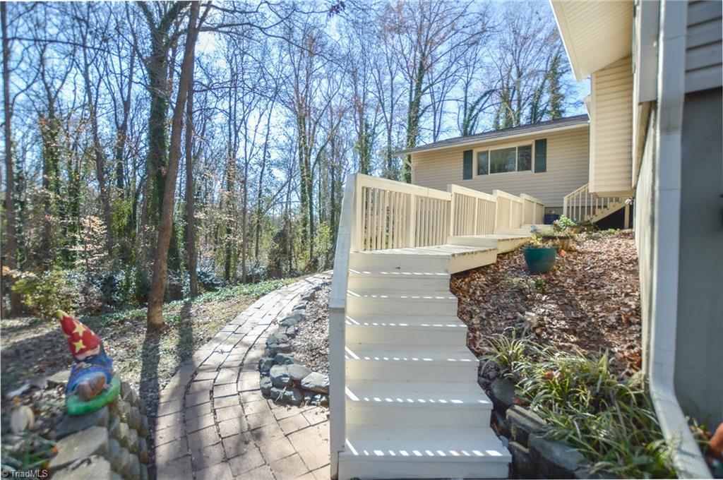 5628 Sweetbriar Road Pfafftown, NC 27040 - Photo 35 of 45 Gallery Image 35