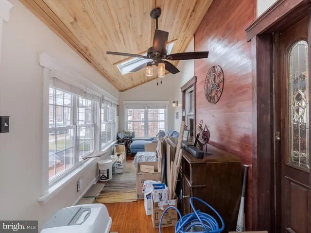 $350,000 | 908 West Amosland Road, Prospect Park, PA 19076