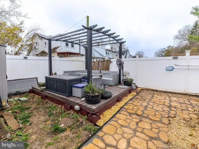 $350,000 | 908 West Amosland Road, Prospect Park, PA 19076