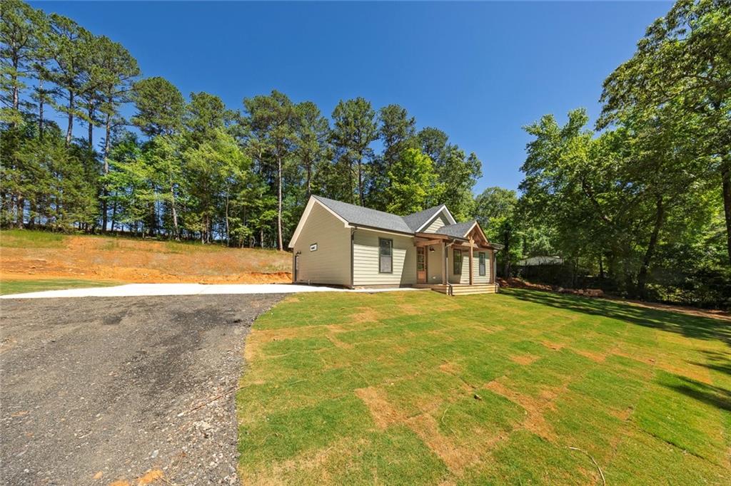 760 Donahoo Road Southeast Silver Creek, GA 30173 - Photo 3 of 35