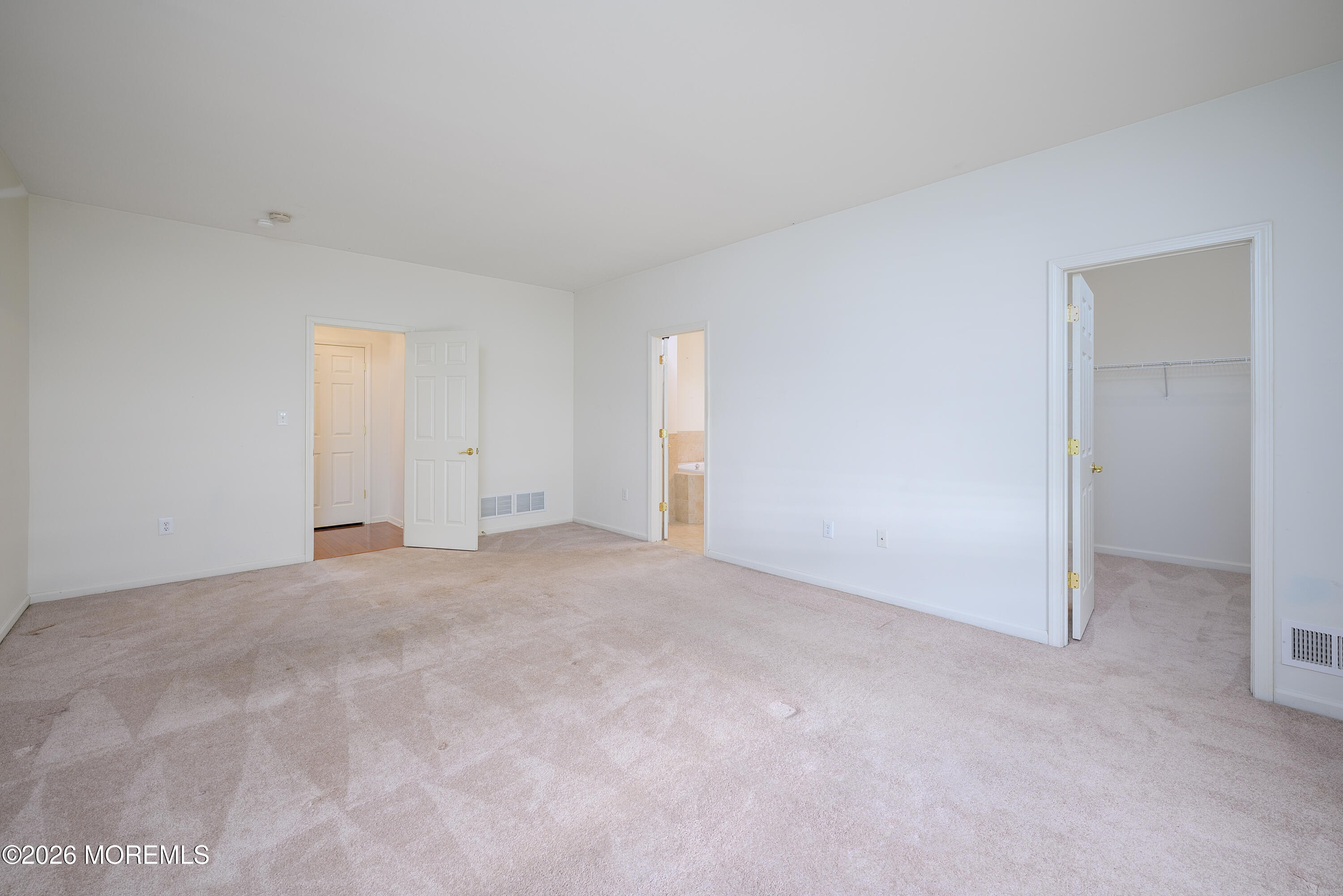 33 Cromwell Lane Jackson, NJ 08527 - Photo 15 of 32 a view of empty room