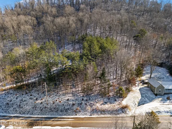 $130,000 | 304 East Brushy Valley Drive, Powell, TN 37849