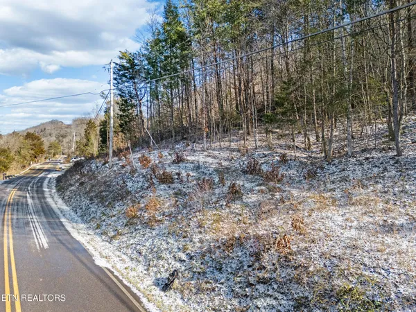 $130,000 | 304 East Brushy Valley Drive, Powell, TN 37849