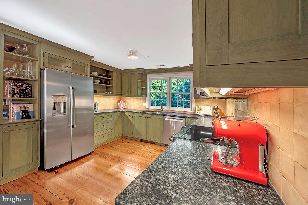 619 B Lawrenceville Road, Unit B Princeton, NJ 08540 - Photo 17 of 47 Gallery Image 17