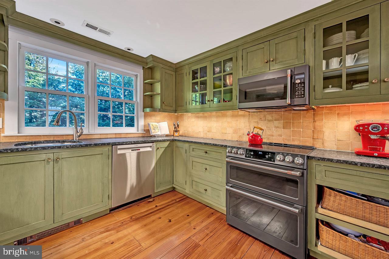 619 B Lawrenceville Road, Unit B Princeton, NJ 08540 - Photo 18 of 47 Gallery Image 18