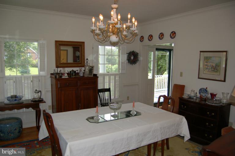 473 Bowling View Road Front Royal, VA 22630 - Photo 8 of 30 Dining Room