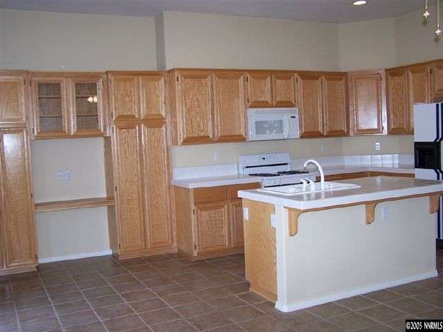 1611 Brentworth Way Reno, NV 89521 - Photo 5 of 6 Photo 5