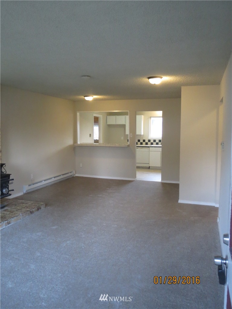 16301 Southeast Petrovitsky Road Renton, WA 98058 - Photo 2 of 9 Gallery Image 2