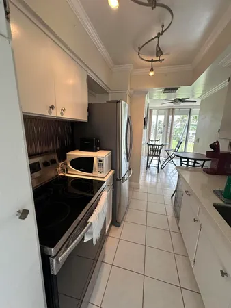 $2,500 | 1221 Hillsboro Mile Hillsboro Mile Hillsboro Beach, Unit 41B, Pompano Beach, FL 33064