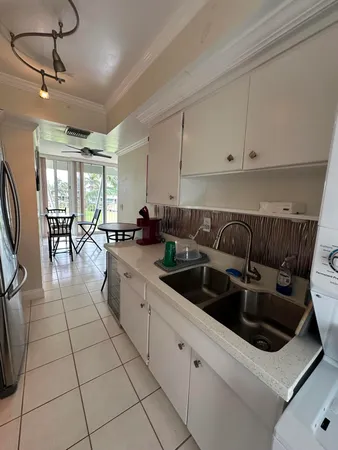 $2,500 | 1221 Hillsboro Mile Hillsboro Mile Hillsboro Beach, Unit 41B, Pompano Beach, FL 33064
