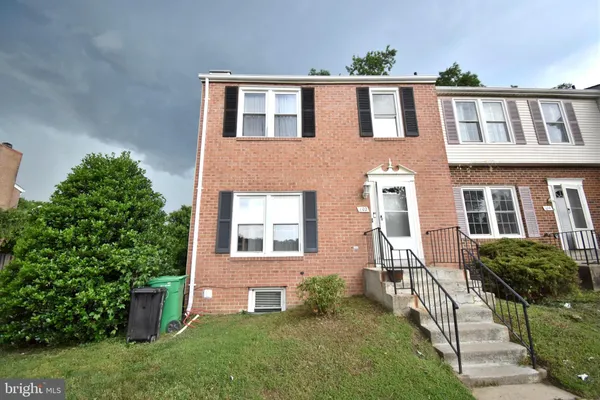 $2,515 | 102 Middle Point Court, Gaithersburg, MD 20877