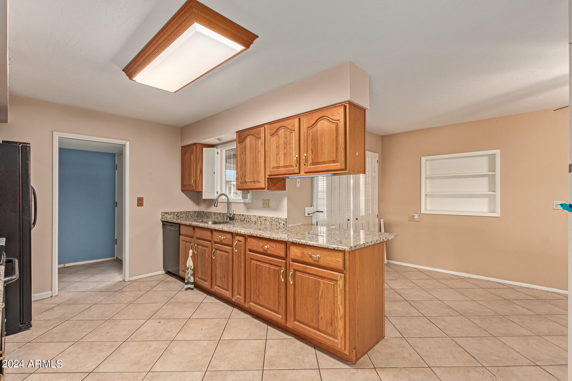 10034 West Mountain View Road Sun City, AZ 85351 - Photo 13 of 29 0013-13-Mountainview