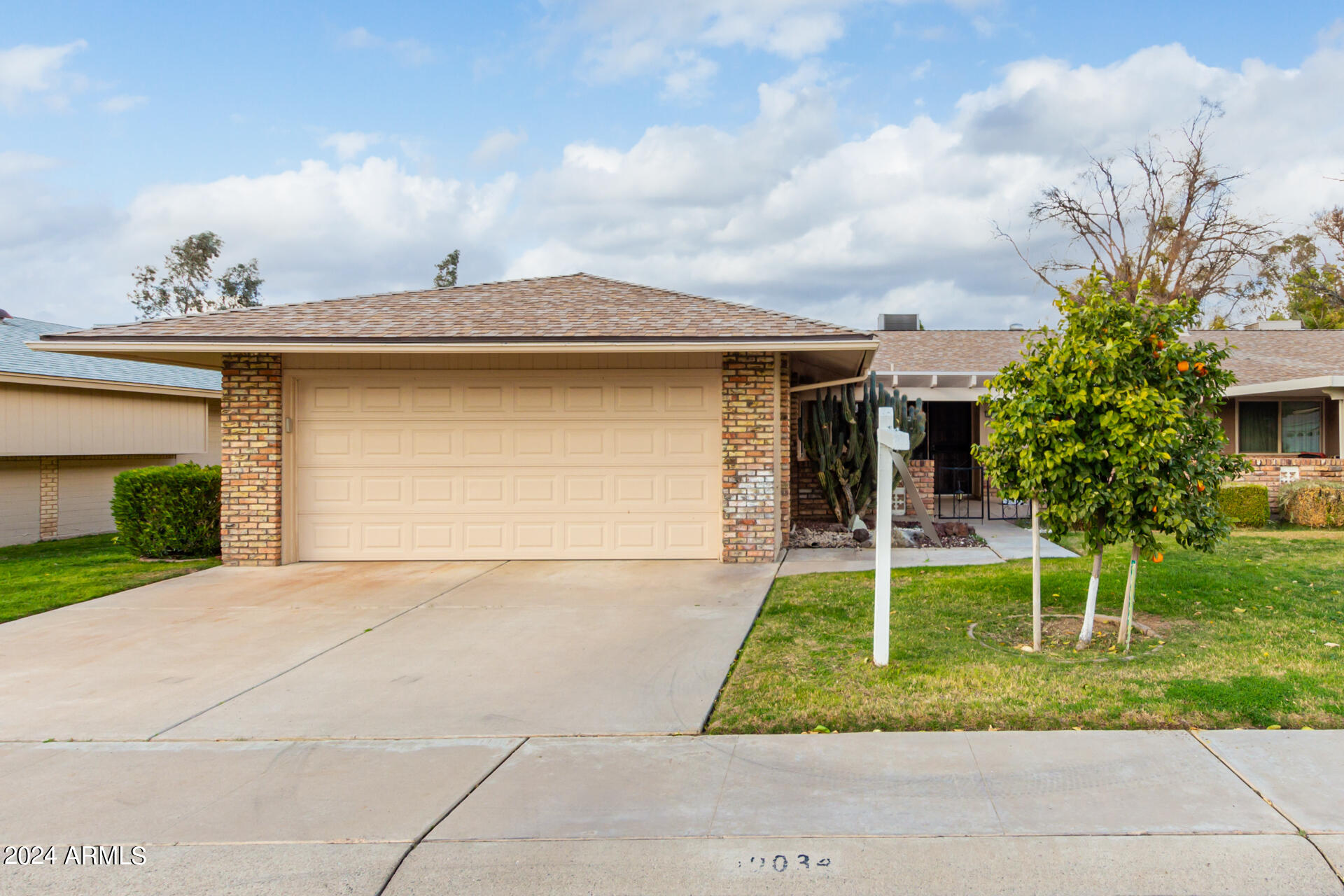 10034 West Mountain View Road Sun City, AZ 85351 - Photo 3 of 29 0002-02-Mountainview