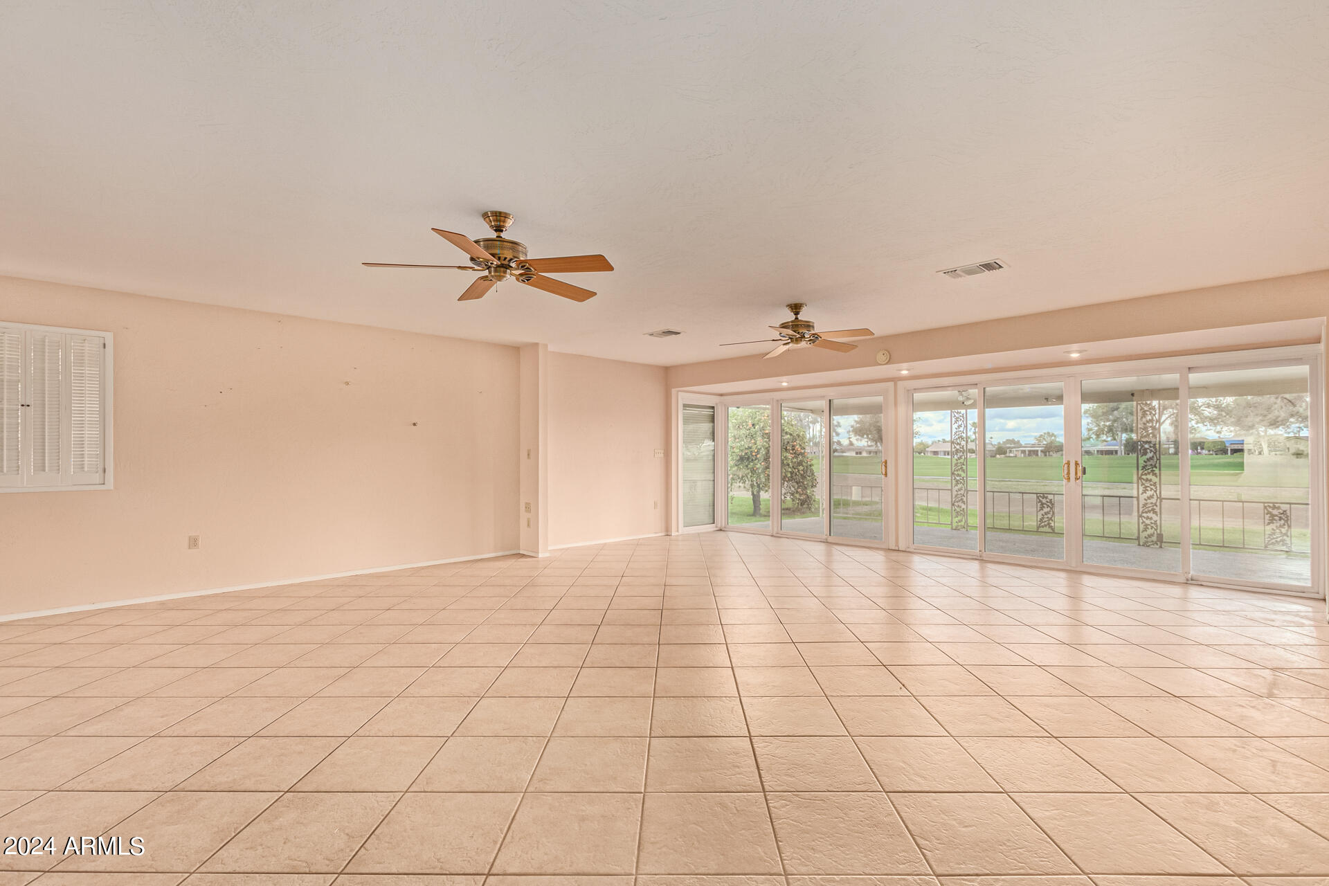 10034 West Mountain View Road Sun City, AZ 85351 - Photo 7 of 29 0007-07-Mountainview