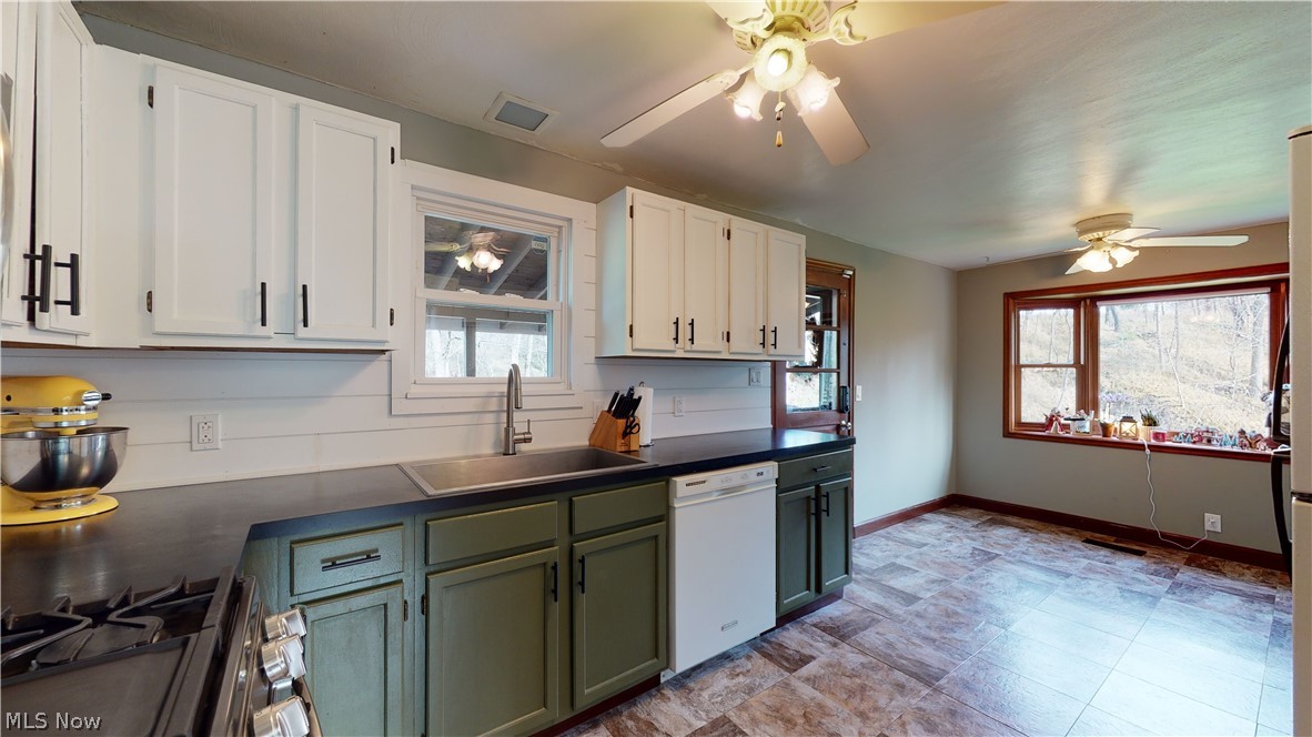8563 Broadview Road Broadview Heights, OH 44147 - Photo 7 of 32
