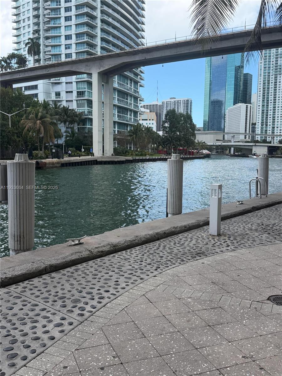 690 Southwest 1st Court, Unit 1724 Miami, FL 33130 - Photo 26 of 30