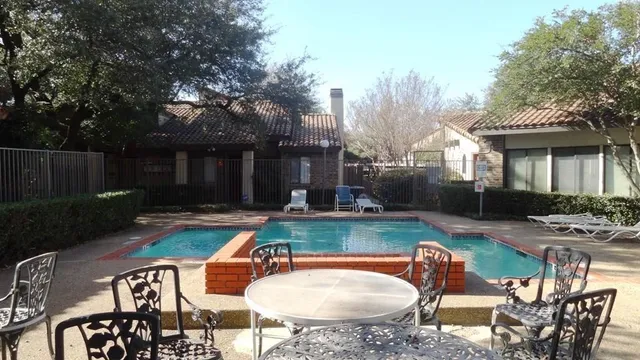 $1,700 | 821 Dublin Drive, Unit 255, Richardson, TX 75080