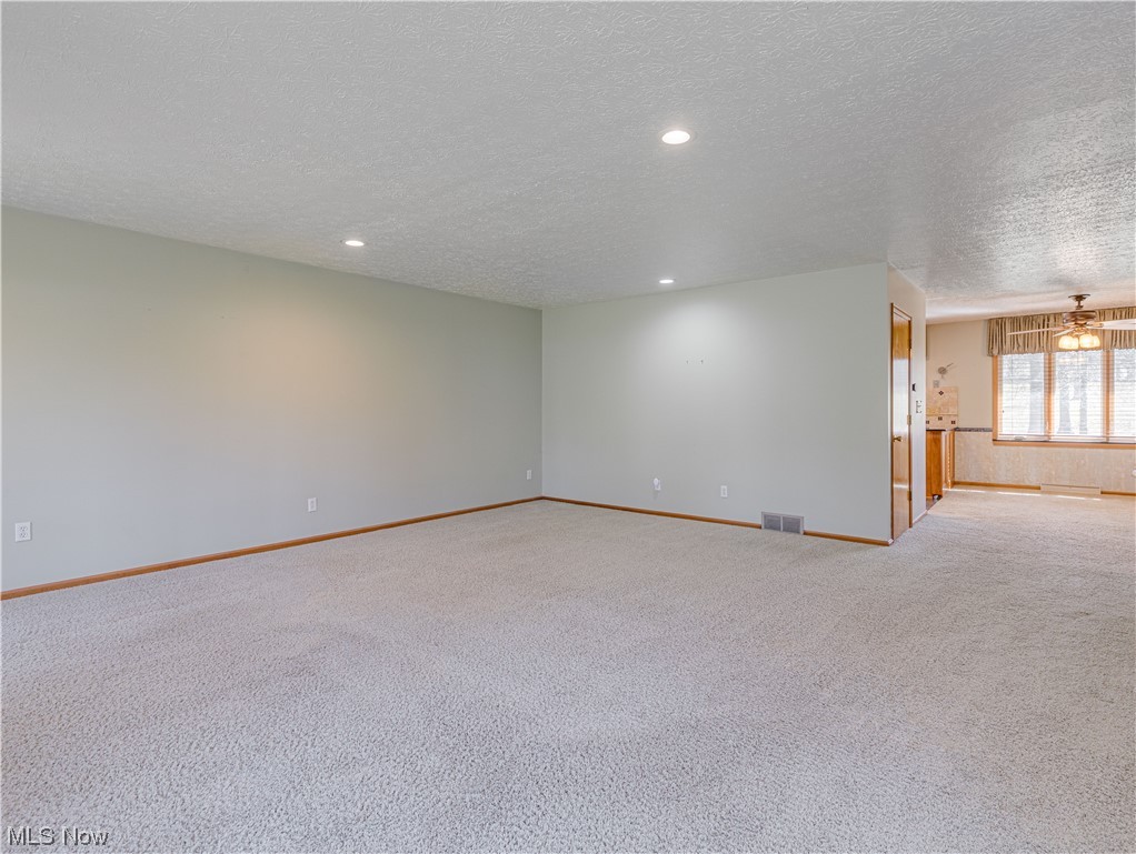 4277 Springdale Road Uniontown, OH 44685 - Photo 4 of 26 Gallery Image 4