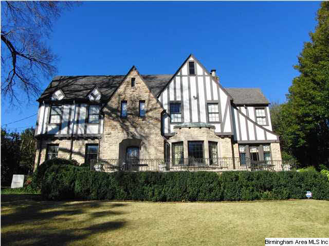 16 Country Club Road Birmingham, AL 35213 - Photo 1 of 32