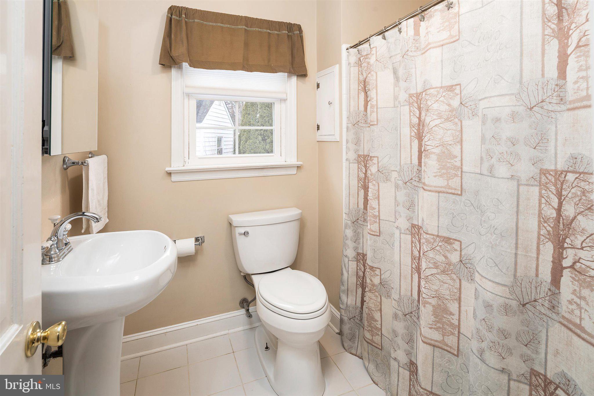 20 Coleman Road Hamilton, NJ 08690 - Photo 13 of 25