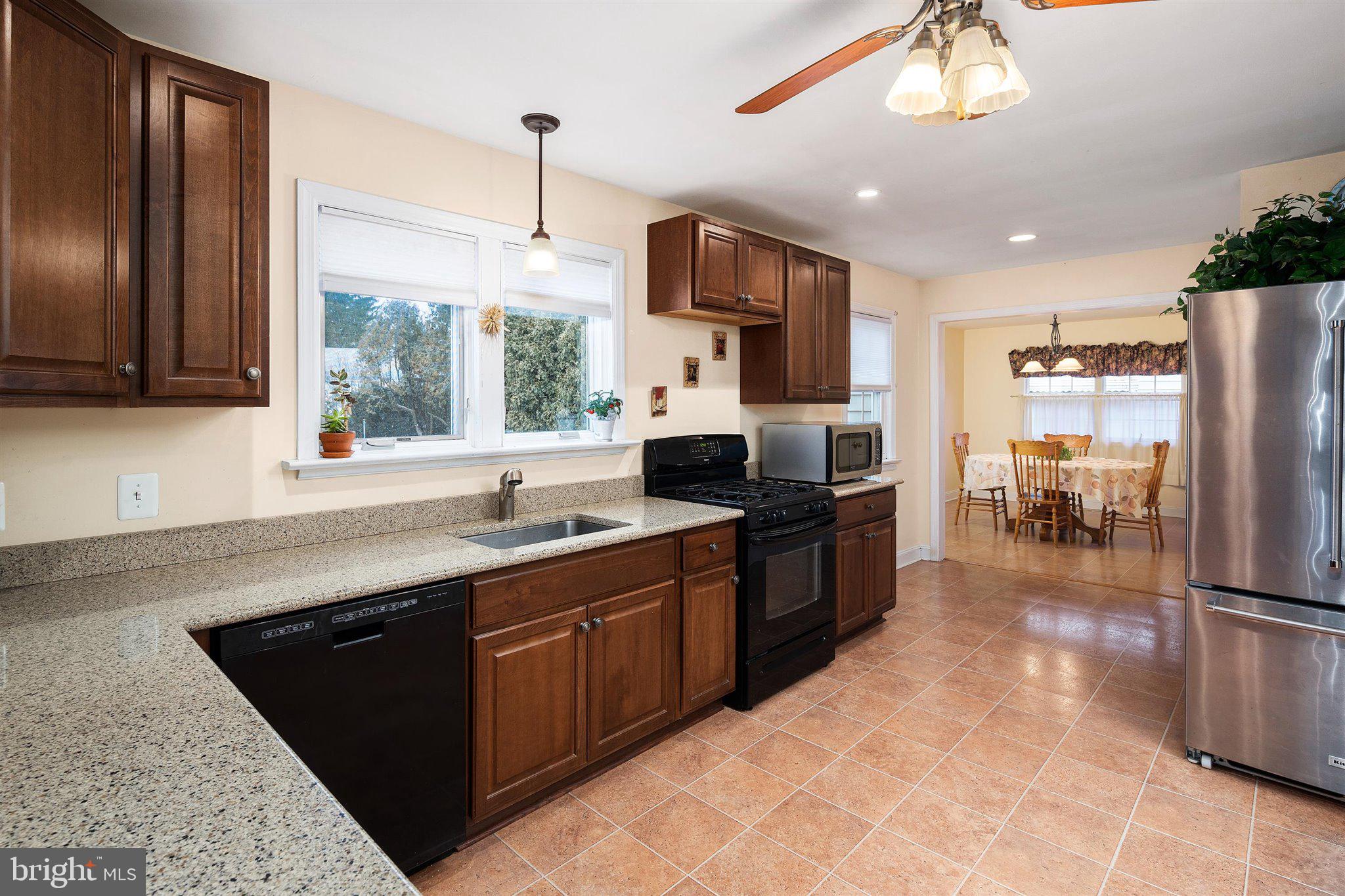 20 Coleman Road Hamilton, NJ 08690 - Photo 5 of 25