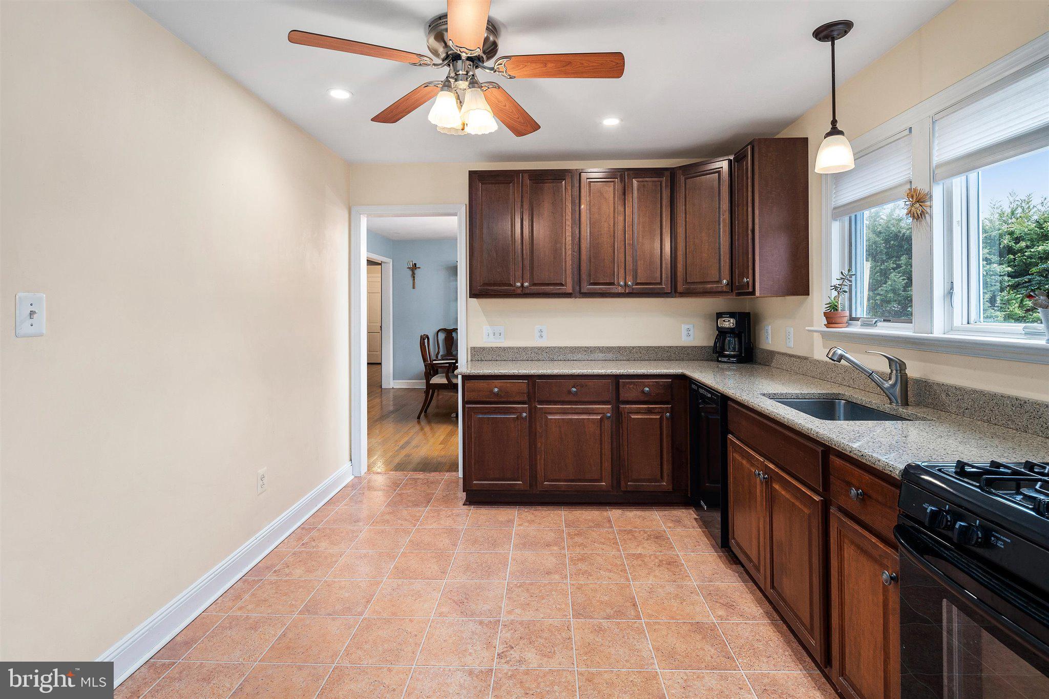 20 Coleman Road Hamilton, NJ 08690 - Photo 7 of 25