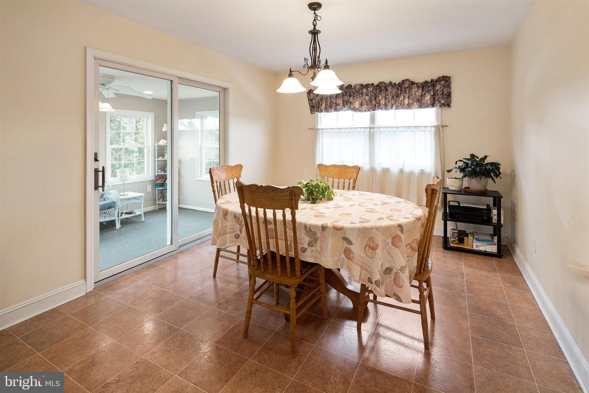 20 Coleman Road Hamilton, NJ 08690 - Photo 8 of 25
