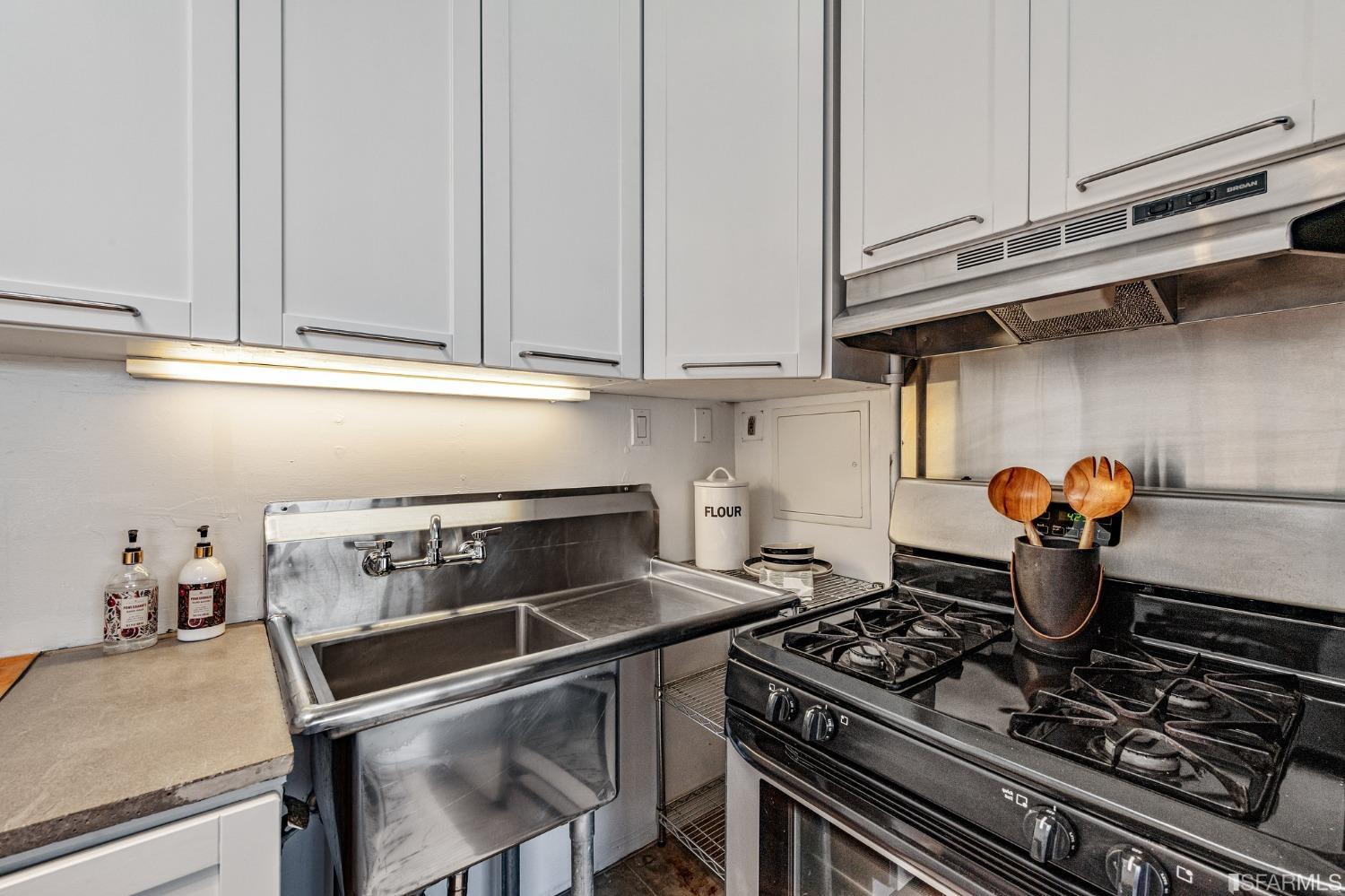 958 28th Street, Unit 5 Oakland, CA 94608 - Photo 37 of 42