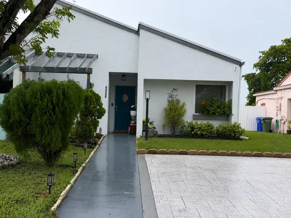 $525,000 | 6008 Northwest 1st Street, Margate, FL 33063