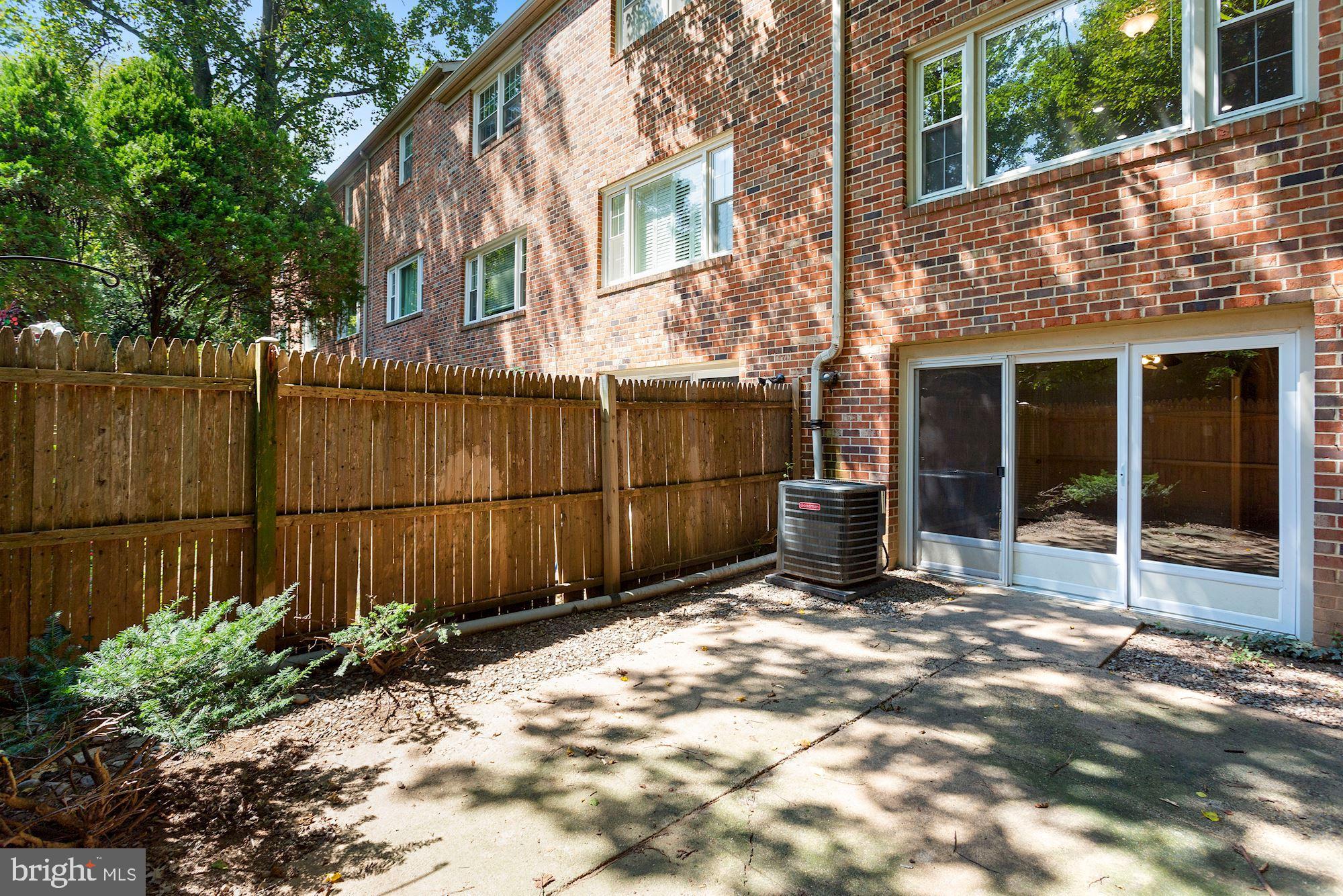 5825 Rexford Drive, Unit 711 Springfield, VA 22152 - Photo 34 of 45 Fully Fenced Yard