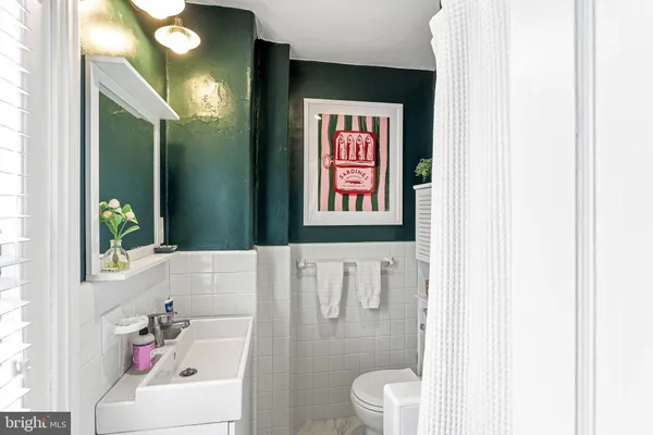 $2,995 | 7717 Flourtown Avenue, Glenside, PA 19038