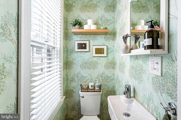 $2,995 | 7717 Flourtown Avenue, Glenside, PA 19038