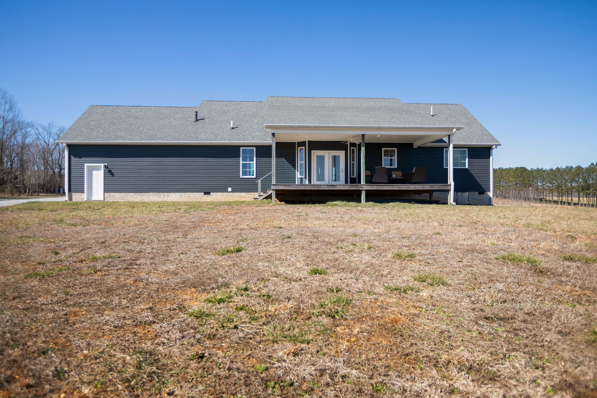 58 Locker Road Summertown, TN 38483 - Photo 24 of 28 a front view of a house with a yard