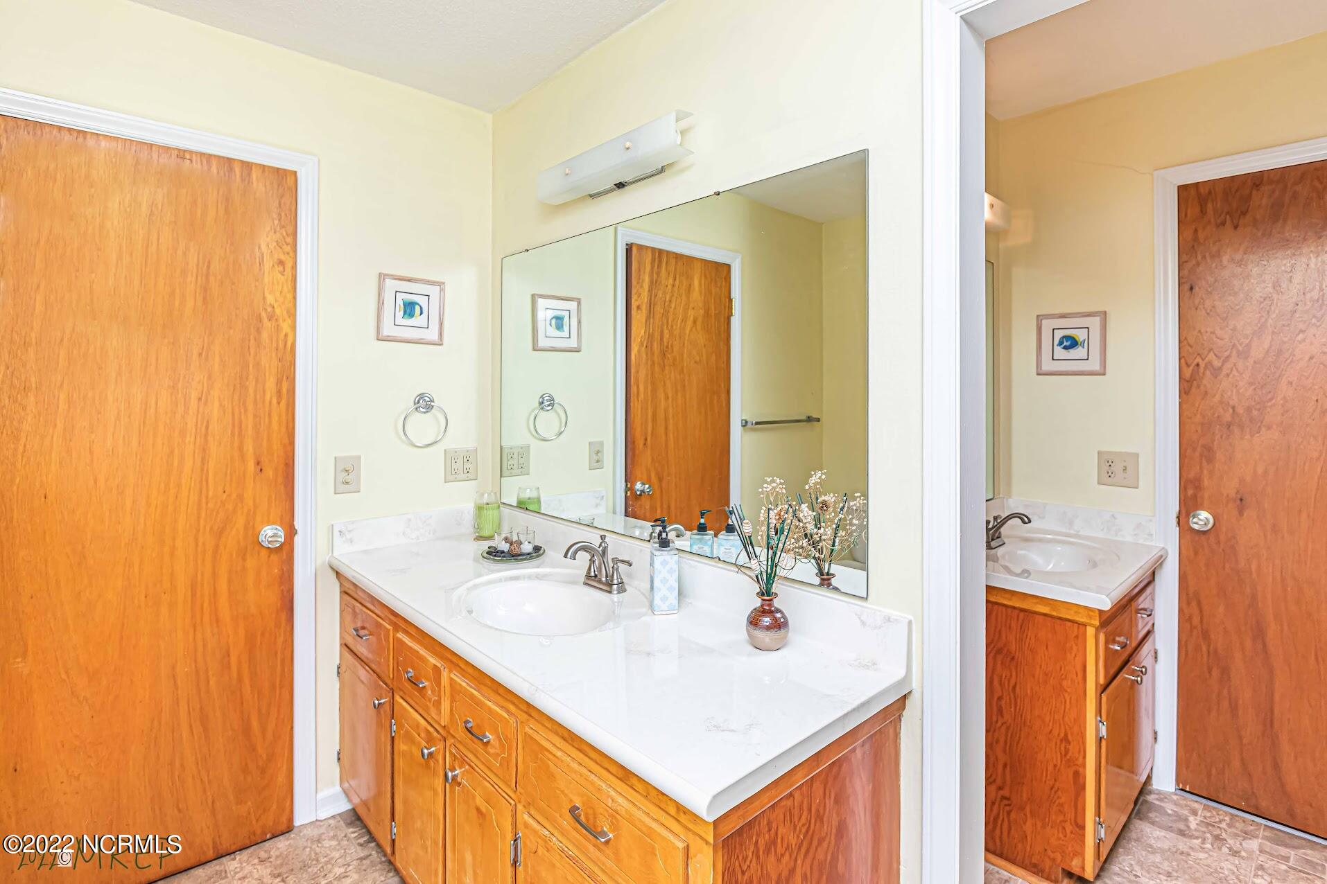 1220 Clinton Road Durham, NC 27703 - Photo 12 of 28 1BD66A5D-E3F8-4634-967D-815B7B32E8D5