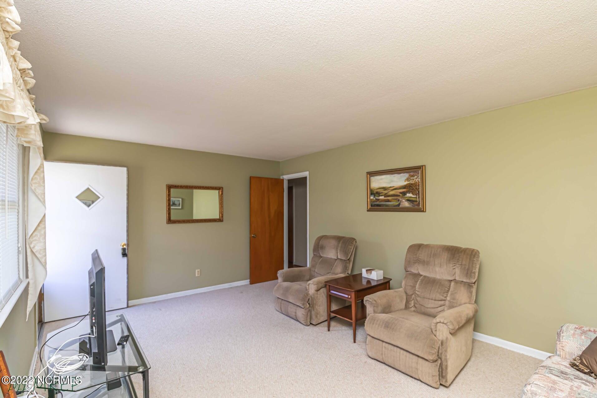 1220 Clinton Road Durham, NC 27703 - Photo 19 of 28 3B0FF266-2429-4A6A-98B5-CE42F18B896B