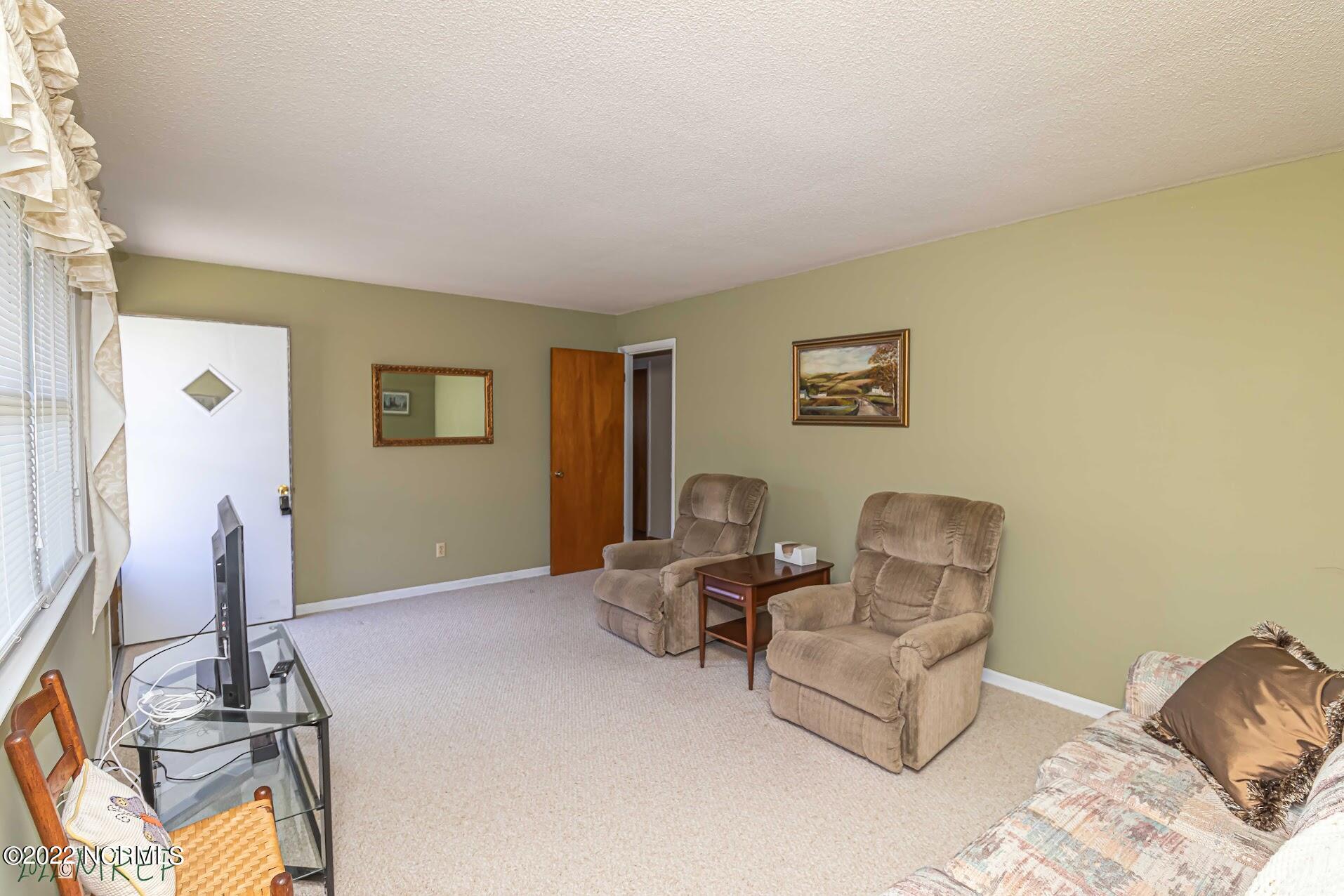 1220 Clinton Road Durham, NC 27703 - Photo 20 of 28 A886BCC7-0B49-42B4-A62B-71DBD84AD555