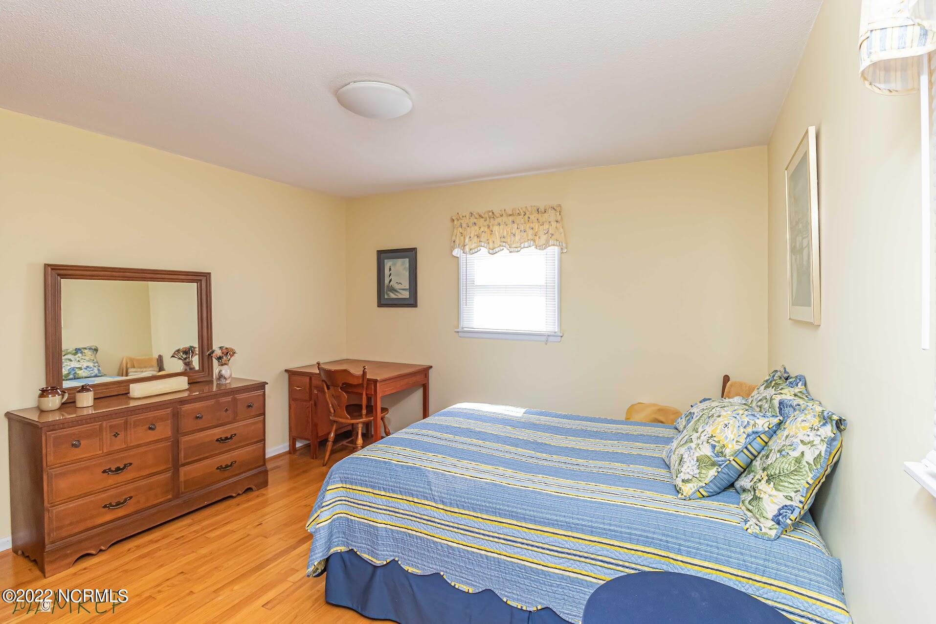 1220 Clinton Road Durham, NC 27703 - Photo 7 of 28 004875B6-1C2E-4415-8681-47AE3AA83ED2