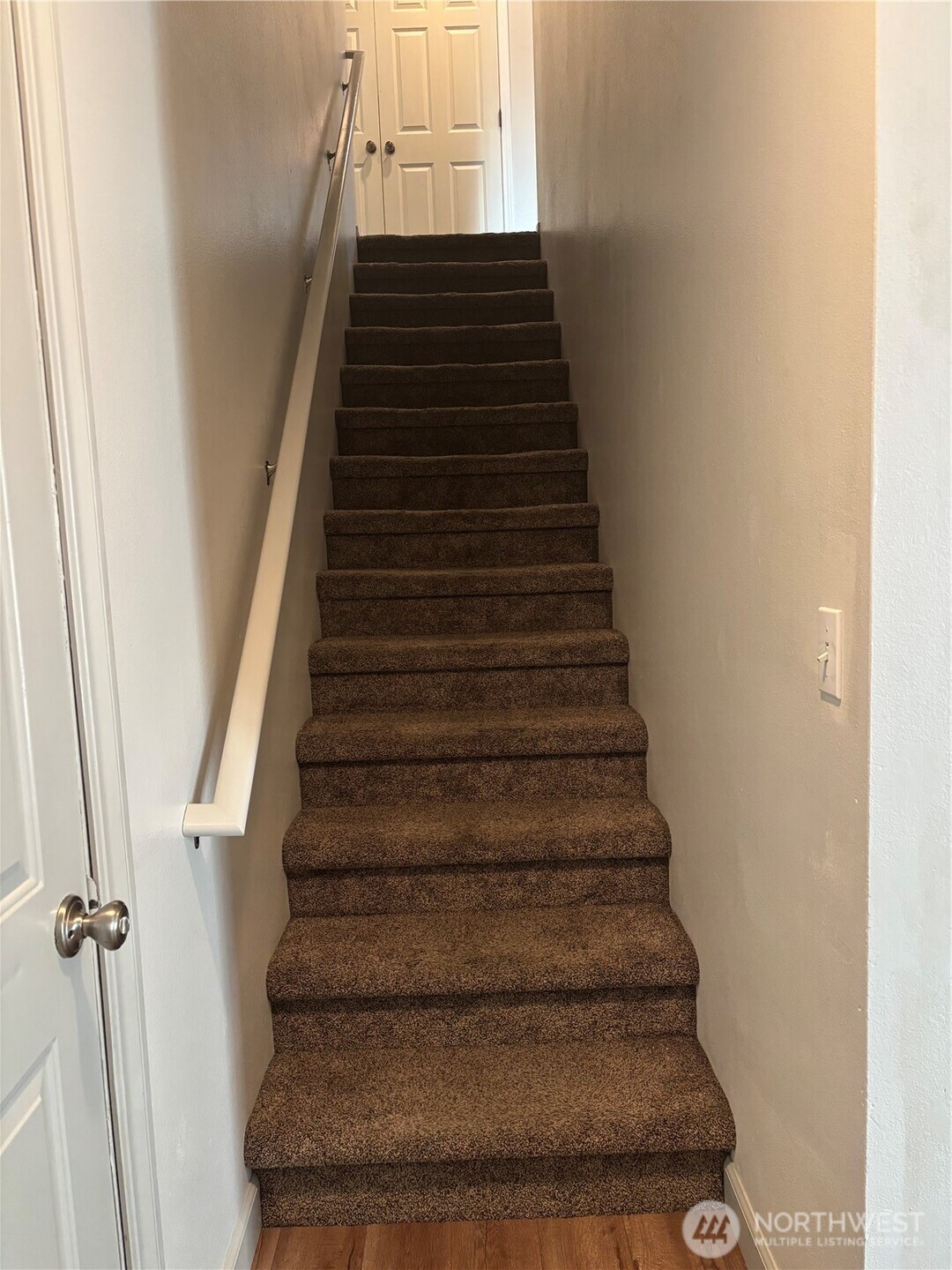 6401 Brycen Lane Southwest, Unit B Olympia, WA 98512 - Photo 11 of 20 a view of entryway