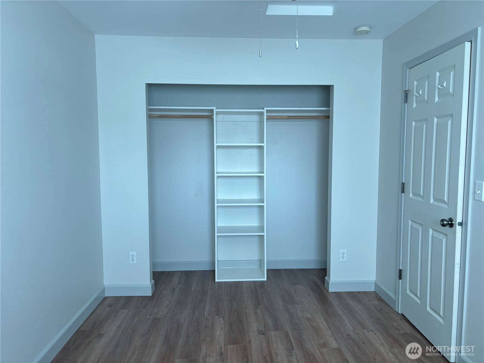 6401 Brycen Lane Southwest, Unit B Olympia, WA 98512 - Photo 17 of 20 a area with wooden floor