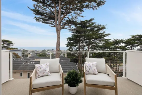 $2,788,000 | 1008 Mirador Terrace, Pacifica, CA 94044