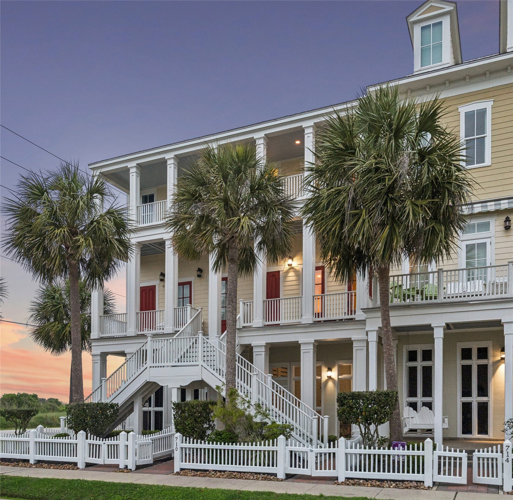 Welcome to 710 Positano in Beachtown!